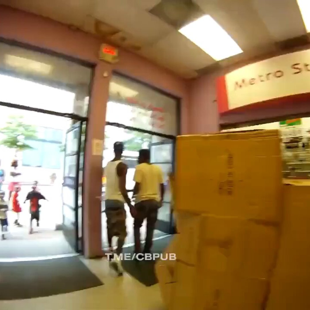 Woman gets tased in front of her children for attacking a security guard