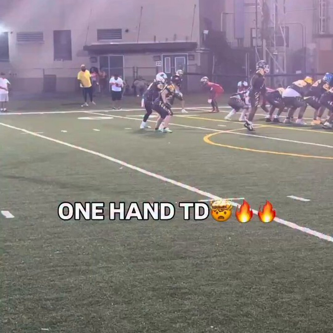 Insane One-Handed TD Grab Lights Up Pittsburgh vs. Buffalo All-Star Clash