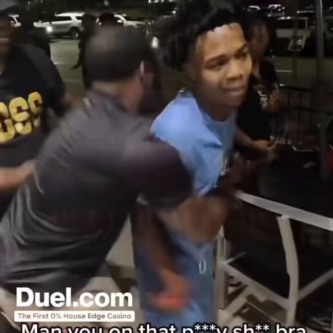 YN 🥷🏽 trying to act tough got packed up by Security